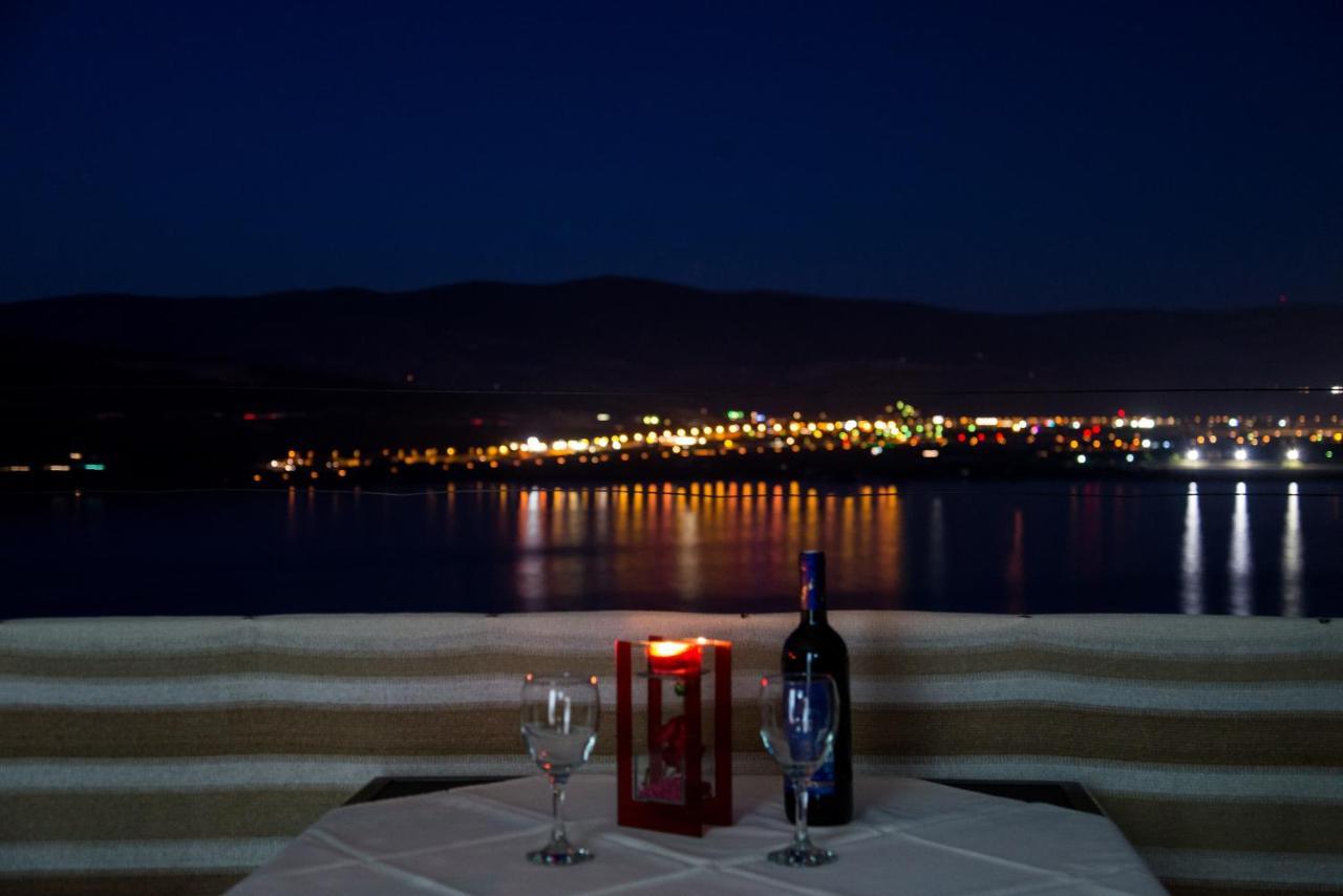 Holidays Apartments Slanada With Terrace And Sea View, Near The Beach & Town Trogir, Free Parking, Quiet Place On Peninsula Ciovo Buitenkant foto